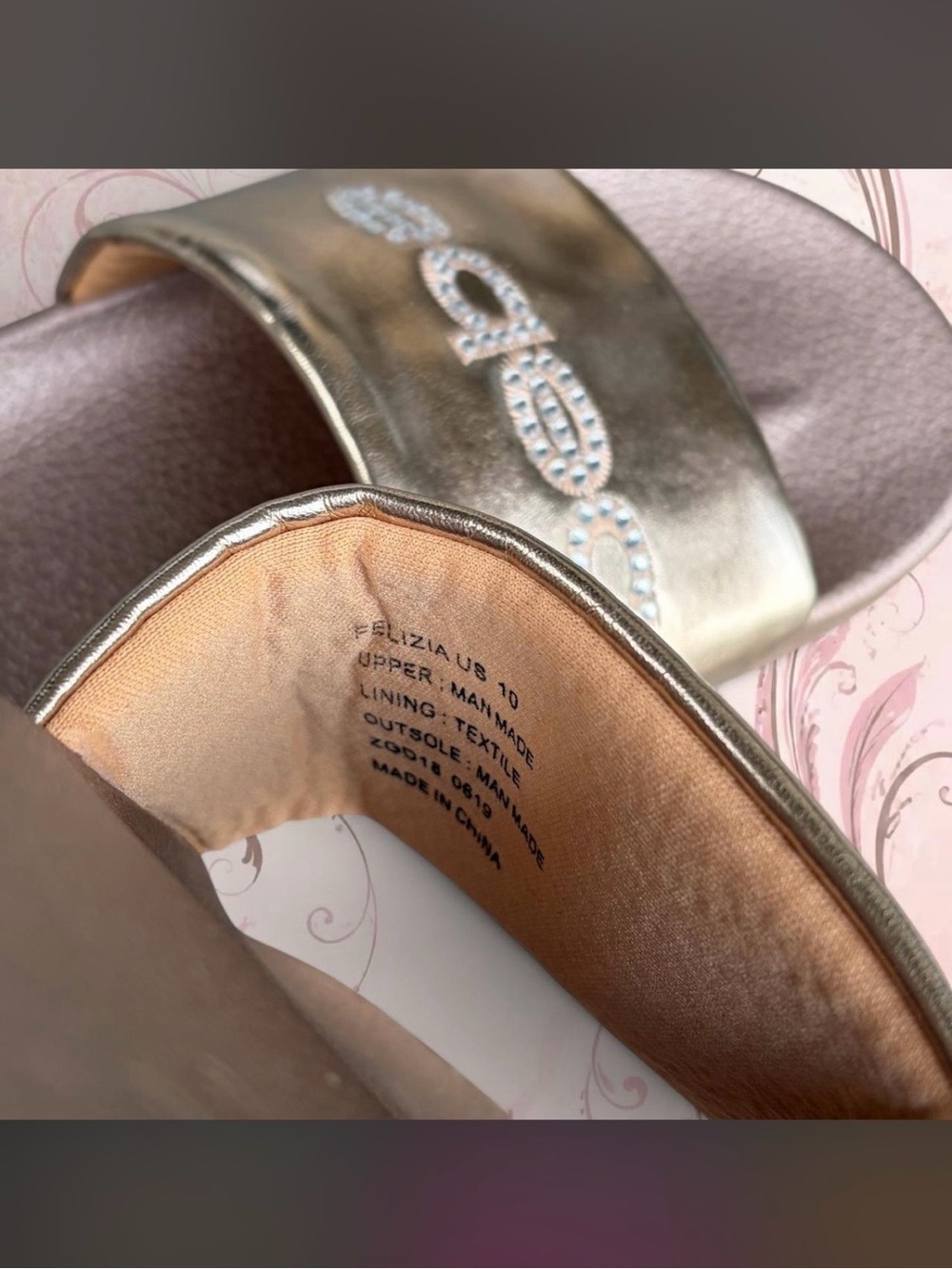 Metallic bebe Slides - Picture 4 of 4